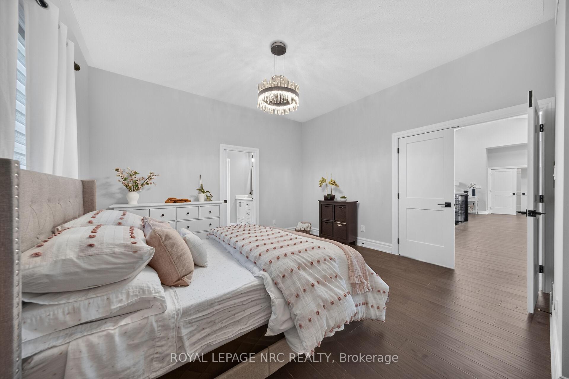 Photo 23 of 410 Kingsway Road, Welland, Dain City — HOMEH