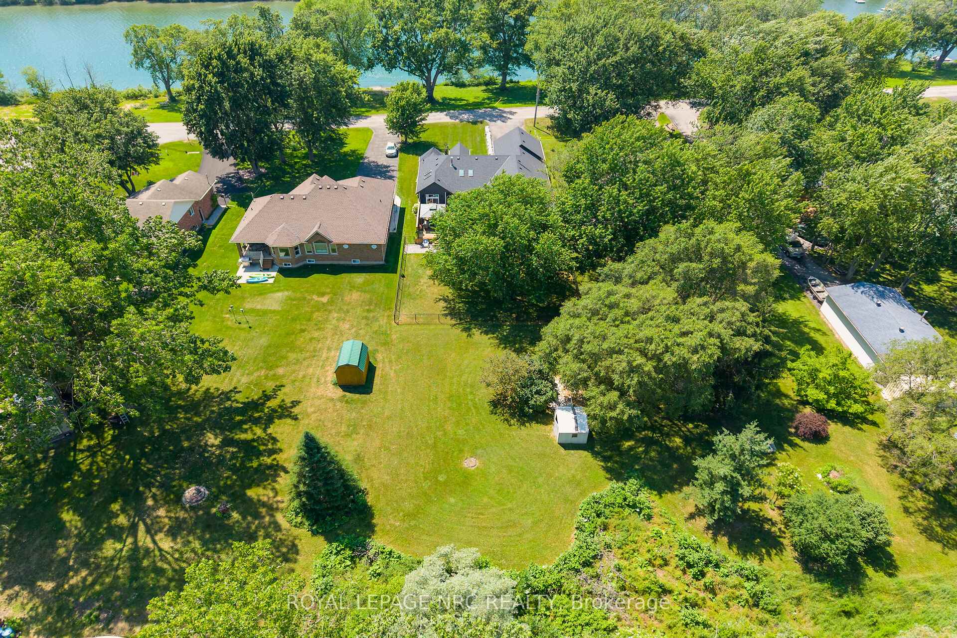 Photo 41 of 410 Kingsway Road, Welland, Dain City — HOMEH