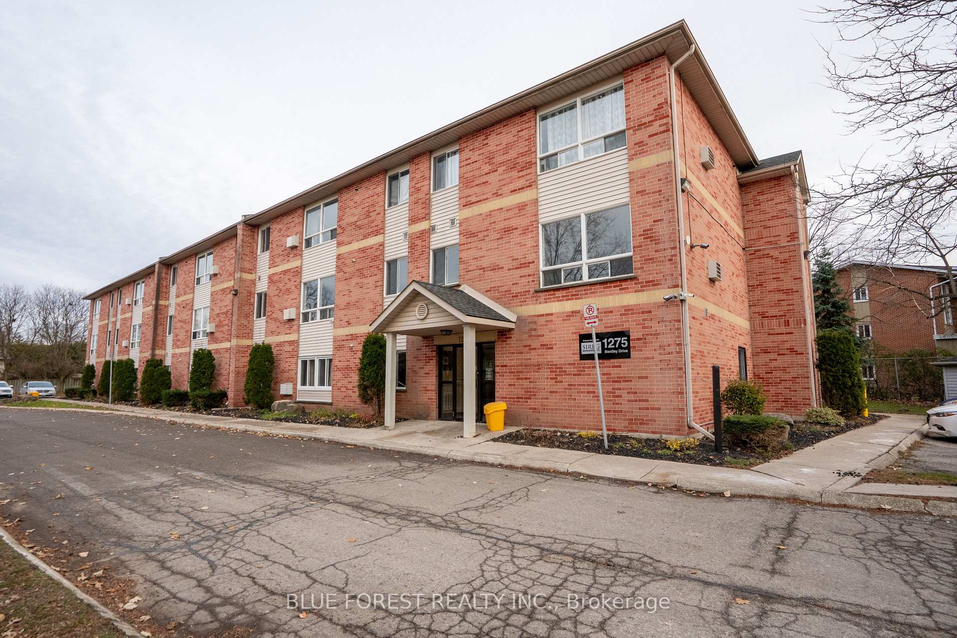 Photo 1 of Unit 310, 1275 Bentley Drive, London, East D — HOMEH
