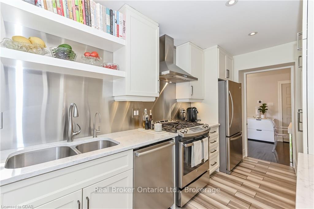 Photo 13 of 37 Meadowview Avenue, Guelph, Junction/Onward Willow — HOMEH