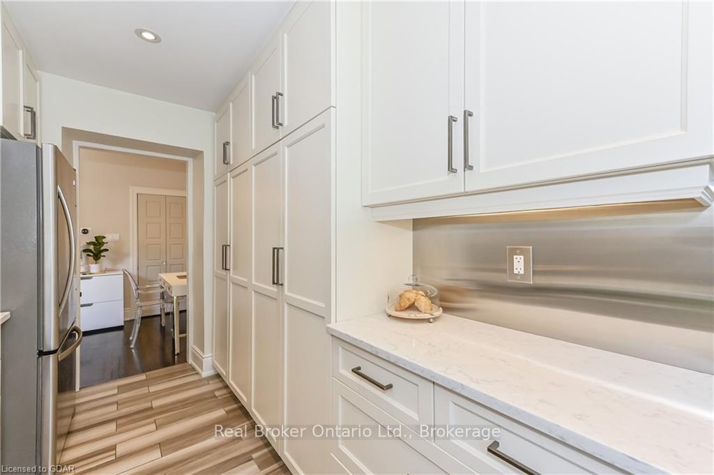 Photo 15 of 37 Meadowview Avenue, Guelph, Junction/Onward Willow — HOMEH