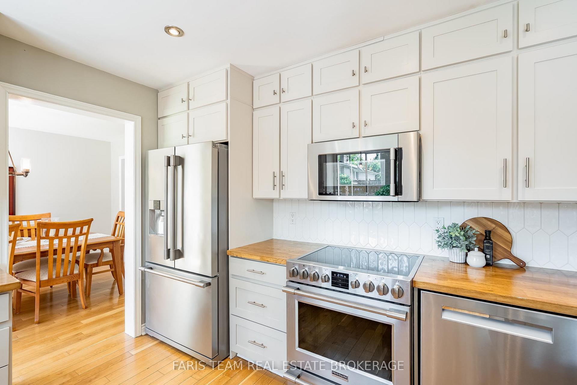 Photo 6 of 55 Oakridge Drive, Barrie, Sunnidale — HOMEH