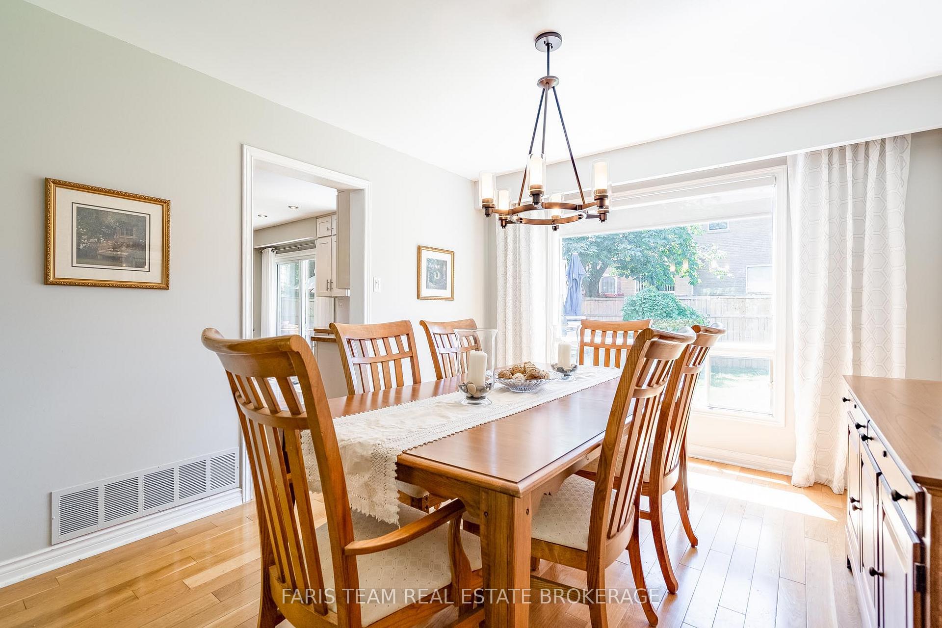 Photo 12 of 55 Oakridge Drive, Barrie, Sunnidale — HOMEH