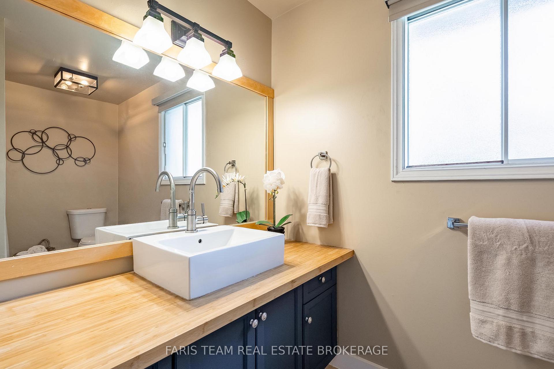 Photo 27 of 55 Oakridge Drive, Barrie, Sunnidale — HOMEH