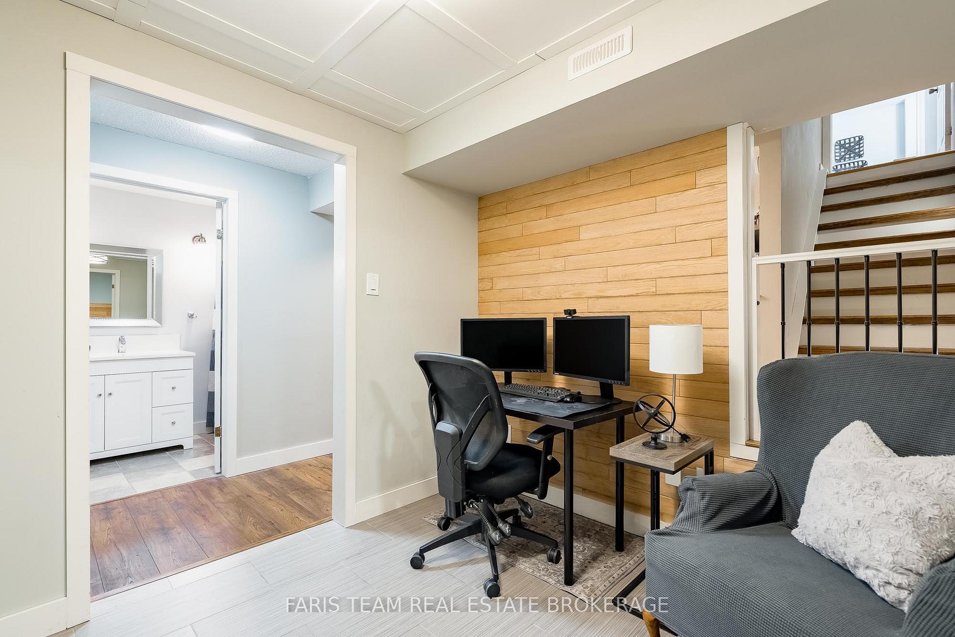Photo 33 of 55 Oakridge Drive, Barrie, Sunnidale — HOMEH