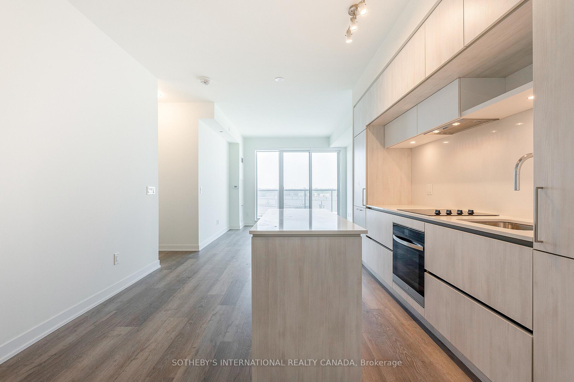 Photo 5 of Unit 613, 6 David Eyer Road, Richmond Hill, Rural Richmond Hill — HOMEH