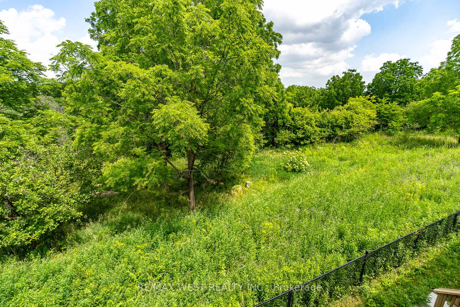 Photo 25 of 57 Woodstream Drive, Etobicoke, West Humber-Clairville — HOMEH
