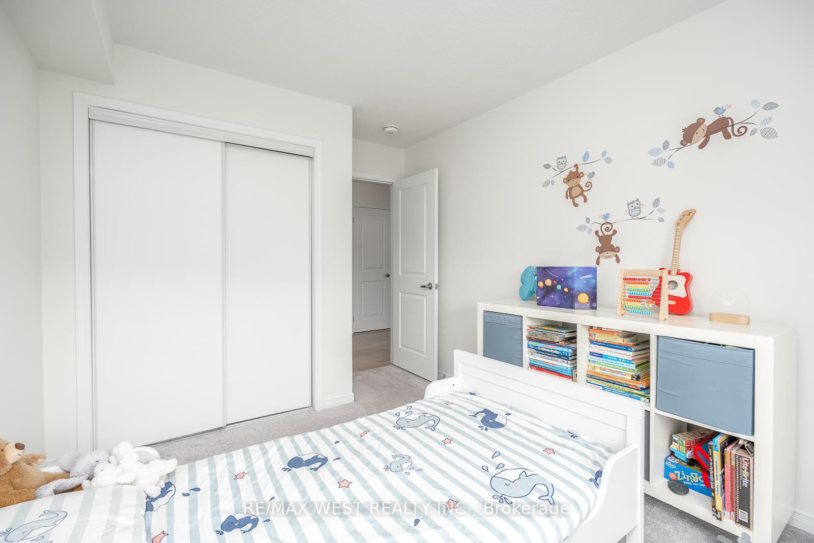 Photo 34 of 57 Woodstream Drive, Etobicoke, West Humber-Clairville — HOMEH