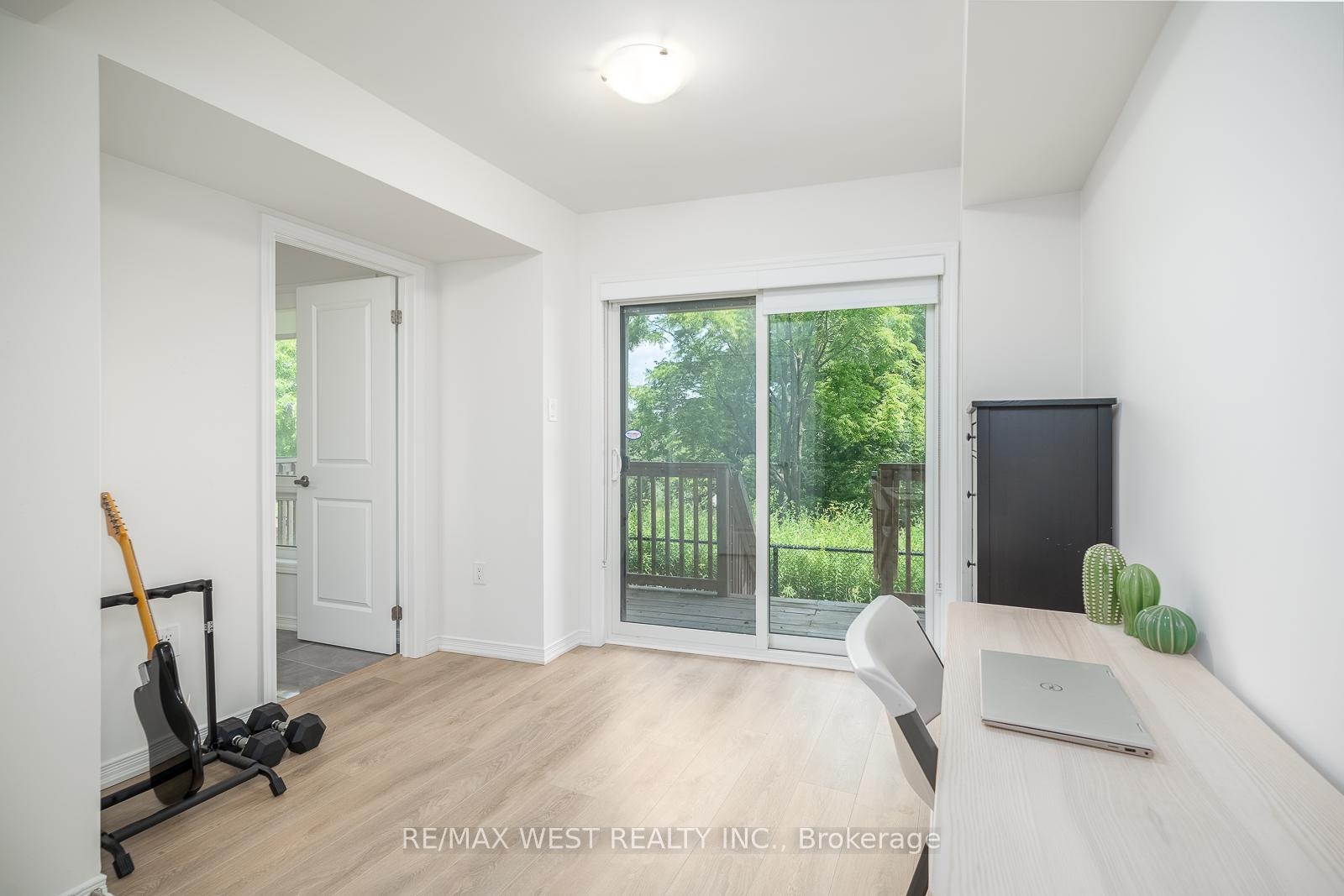 Photo 41 of 57 Woodstream Drive, Etobicoke, West Humber-Clairville — HOMEH