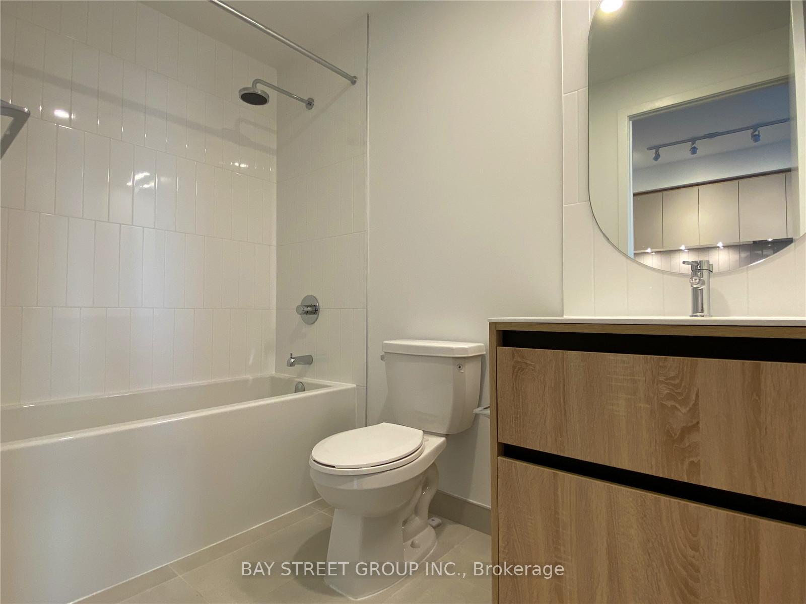 Photo 9 of Unit 2002, 7950 Bathurst Street, Vaughan, Beverley Glen — HOMEH