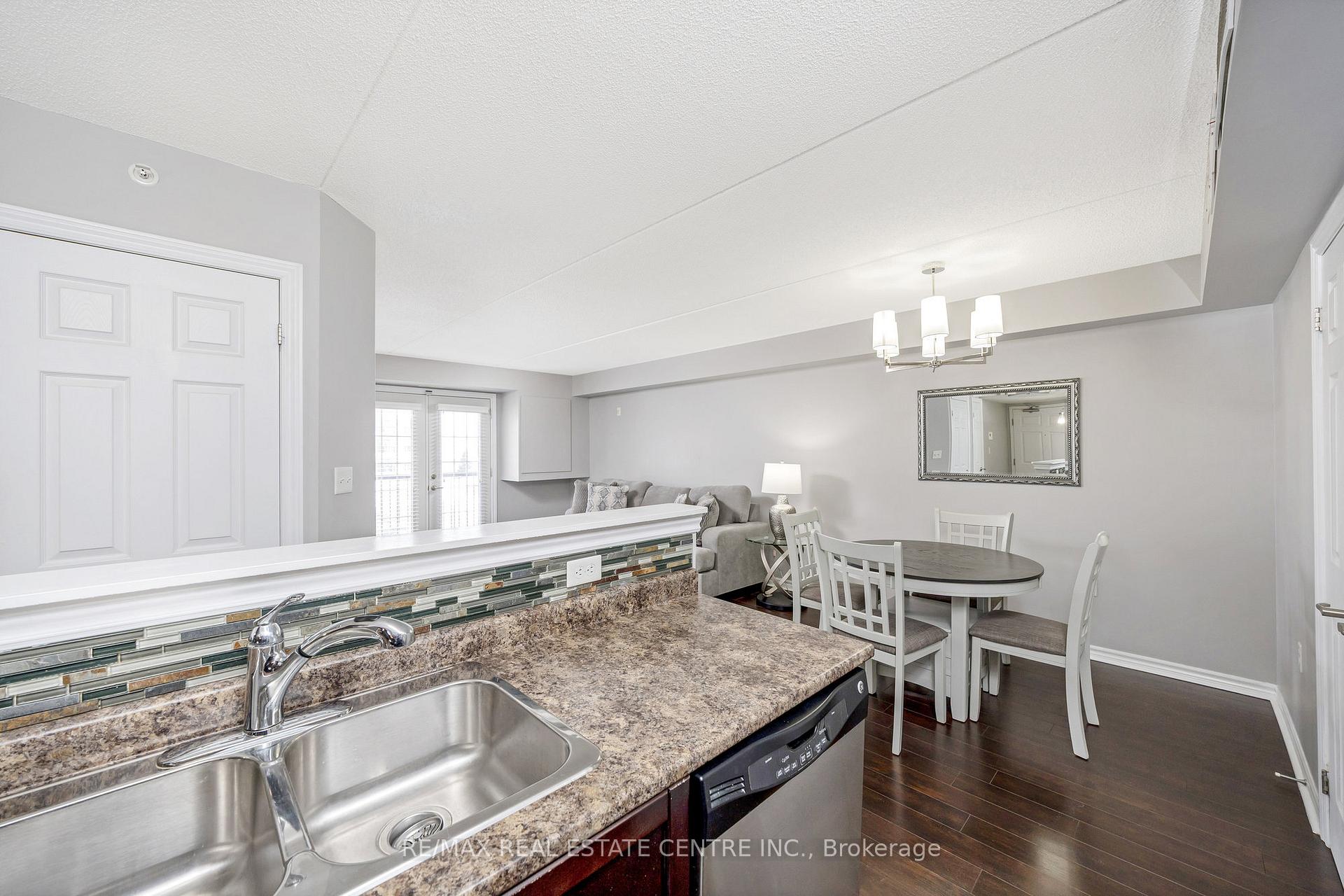 Photo 6 of Unit 304, 1360 Main Street E, Milton, Dempsey — HOMEH