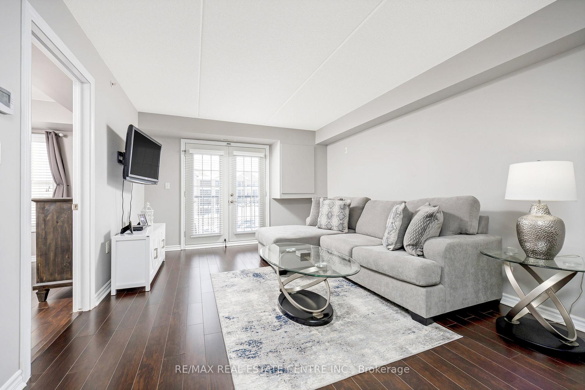 Photo 9 of Unit 304, 1360 Main Street E, Milton, Dempsey — HOMEH