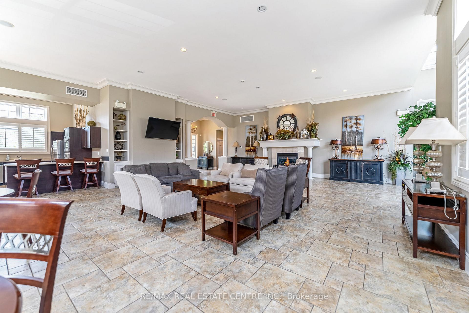 Photo 23 of Unit 304, 1360 Main Street E, Milton, Dempsey — HOMEH