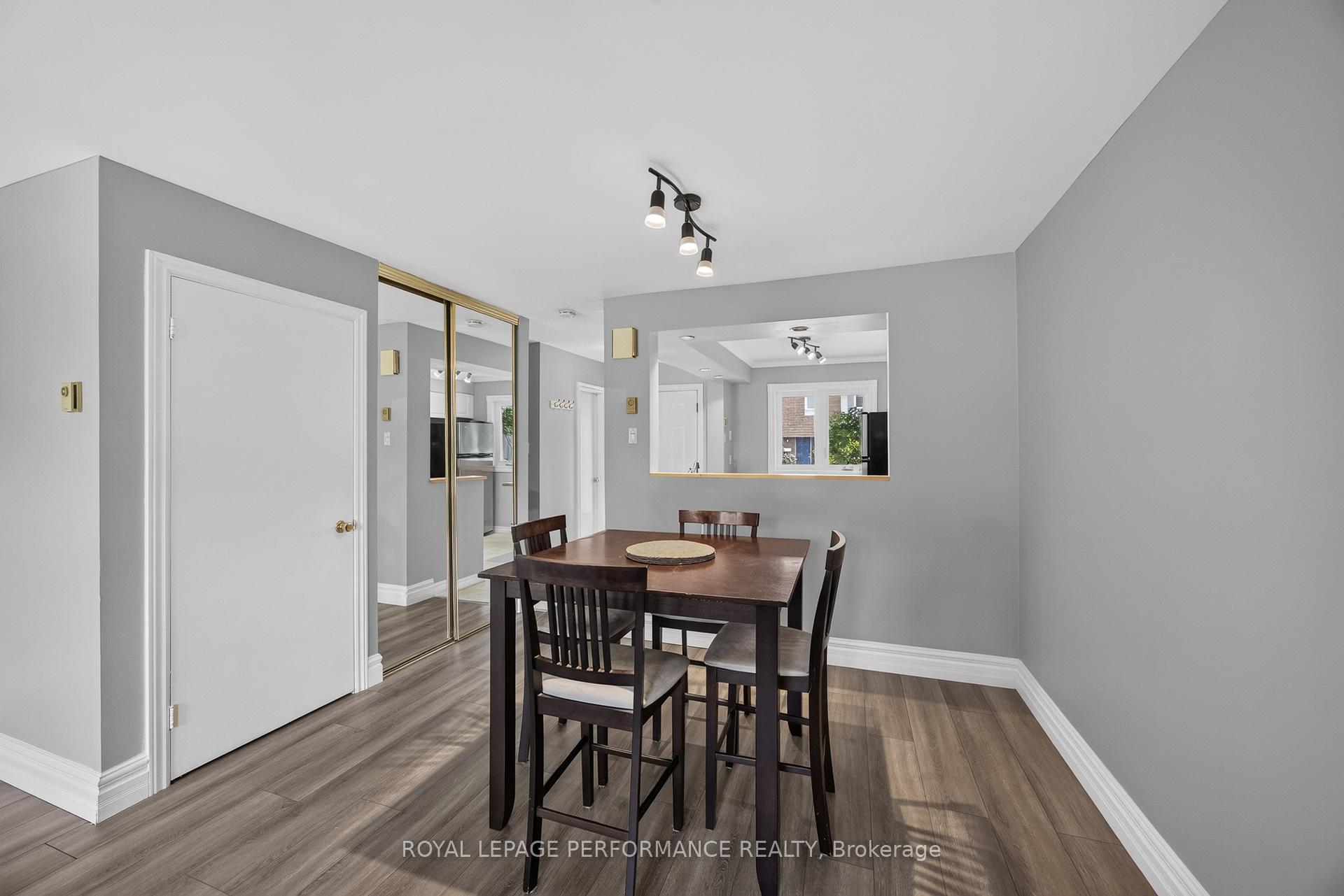 Photo 19 of Unit 16, 1304 Alness Court, Ottawa, Pineview — HOMEH