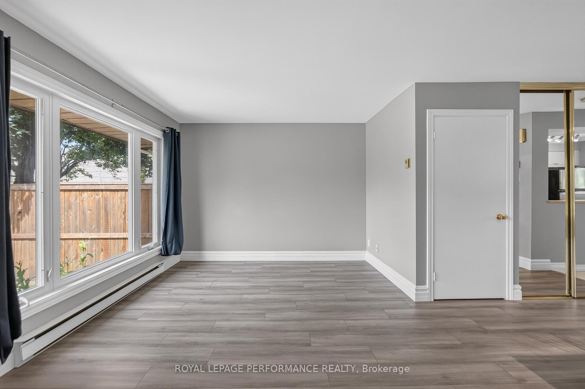 Photo 24 of Unit 16, 1304 Alness Court, Ottawa, Pineview — HOMEH
