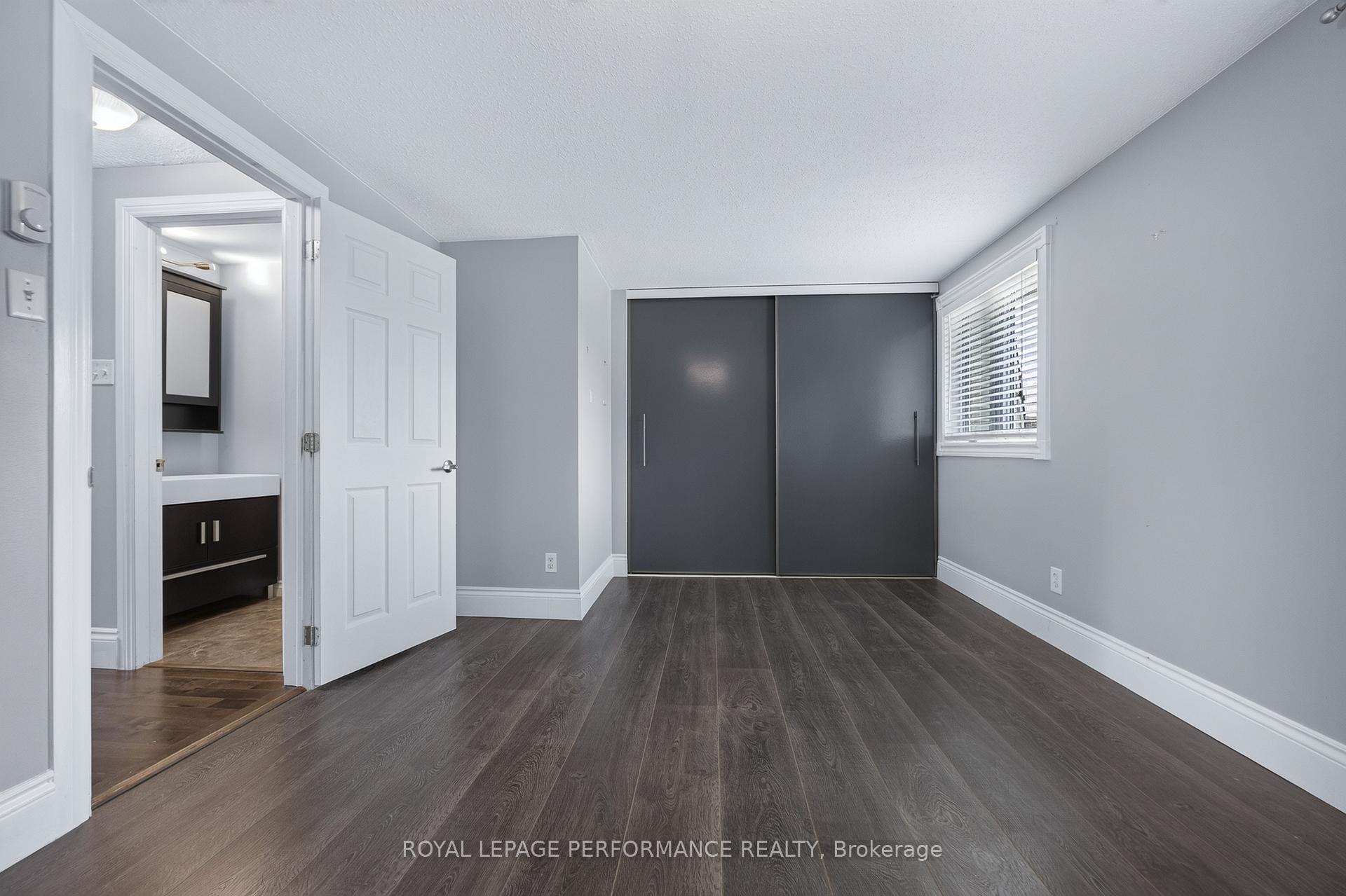 Photo 32 of Unit 16, 1304 Alness Court, Ottawa, Pineview — HOMEH