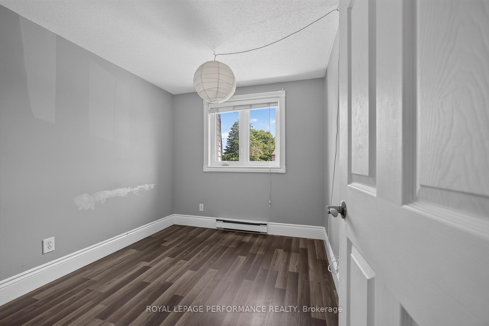 Photo 34 of Unit 16, 1304 Alness Court, Ottawa, Pineview — HOMEH