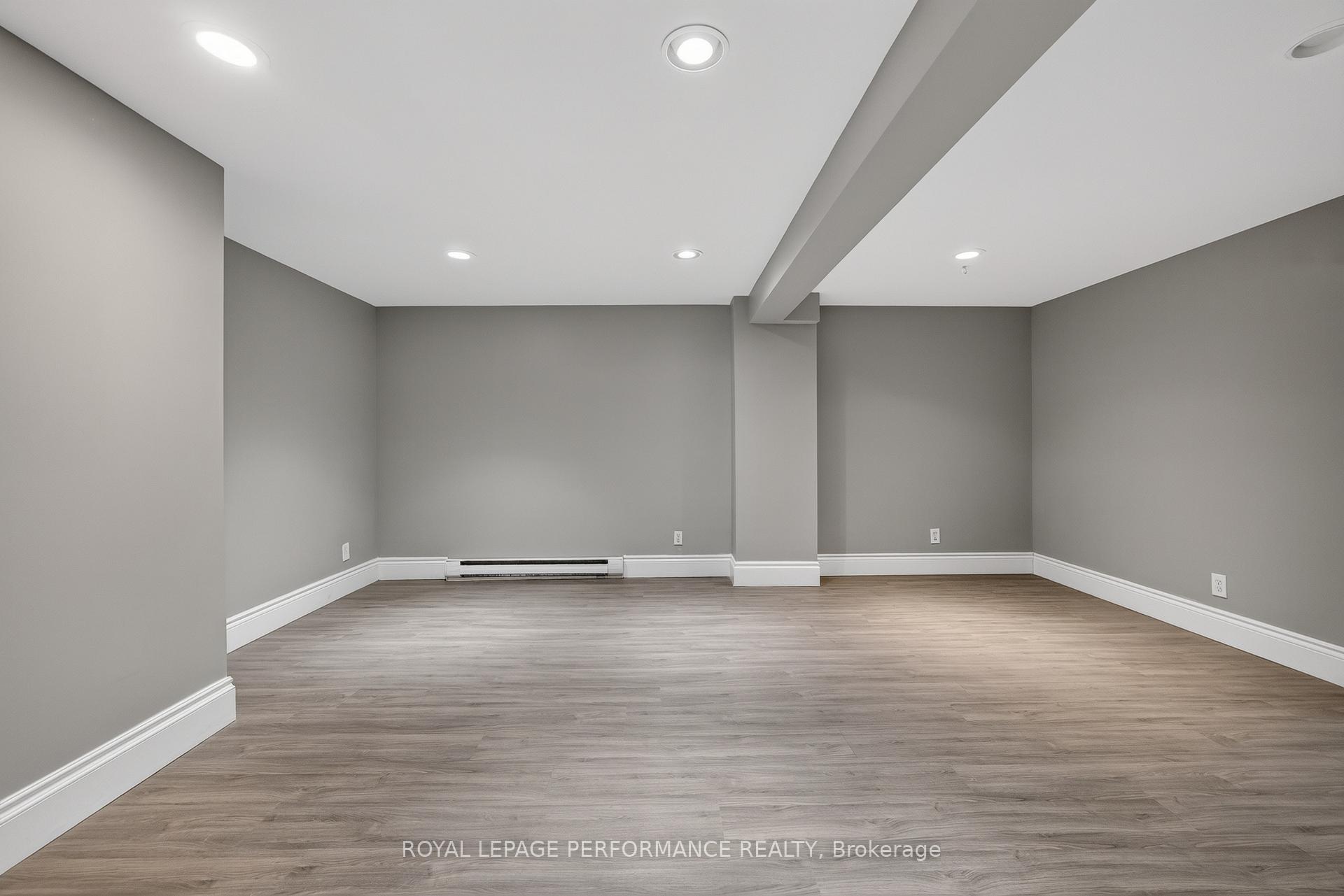 Photo 46 of Unit 16, 1304 Alness Court, Ottawa, Pineview — HOMEH