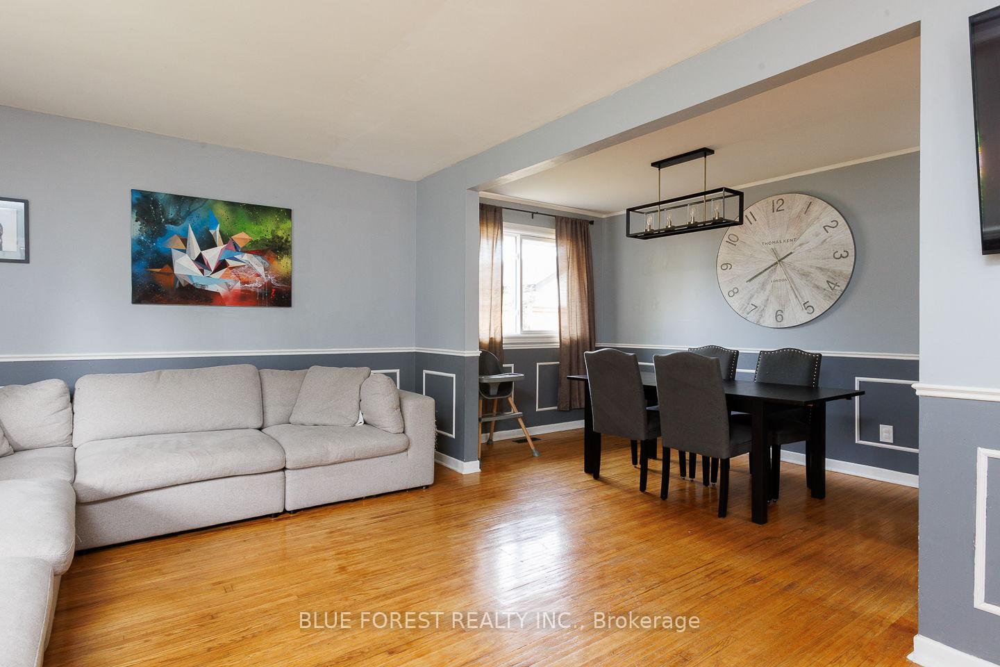 Photo 4 of 2 Surrey Crescent, London, South Y — HOMEH