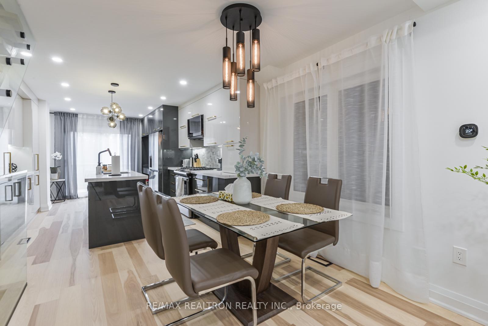 Photo 14 of 1A Normandy Boulevard, Toronto, Woodbine Corridor — HOMEH