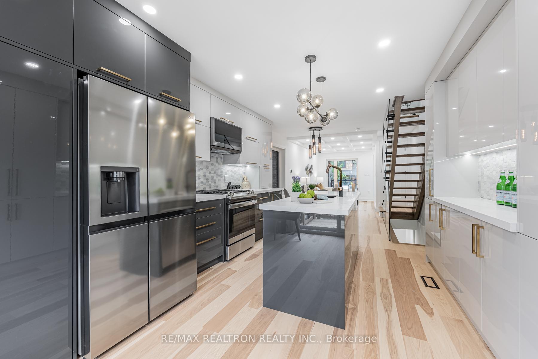 Photo 19 of 1A Normandy Boulevard, Toronto, Woodbine Corridor — HOMEH
