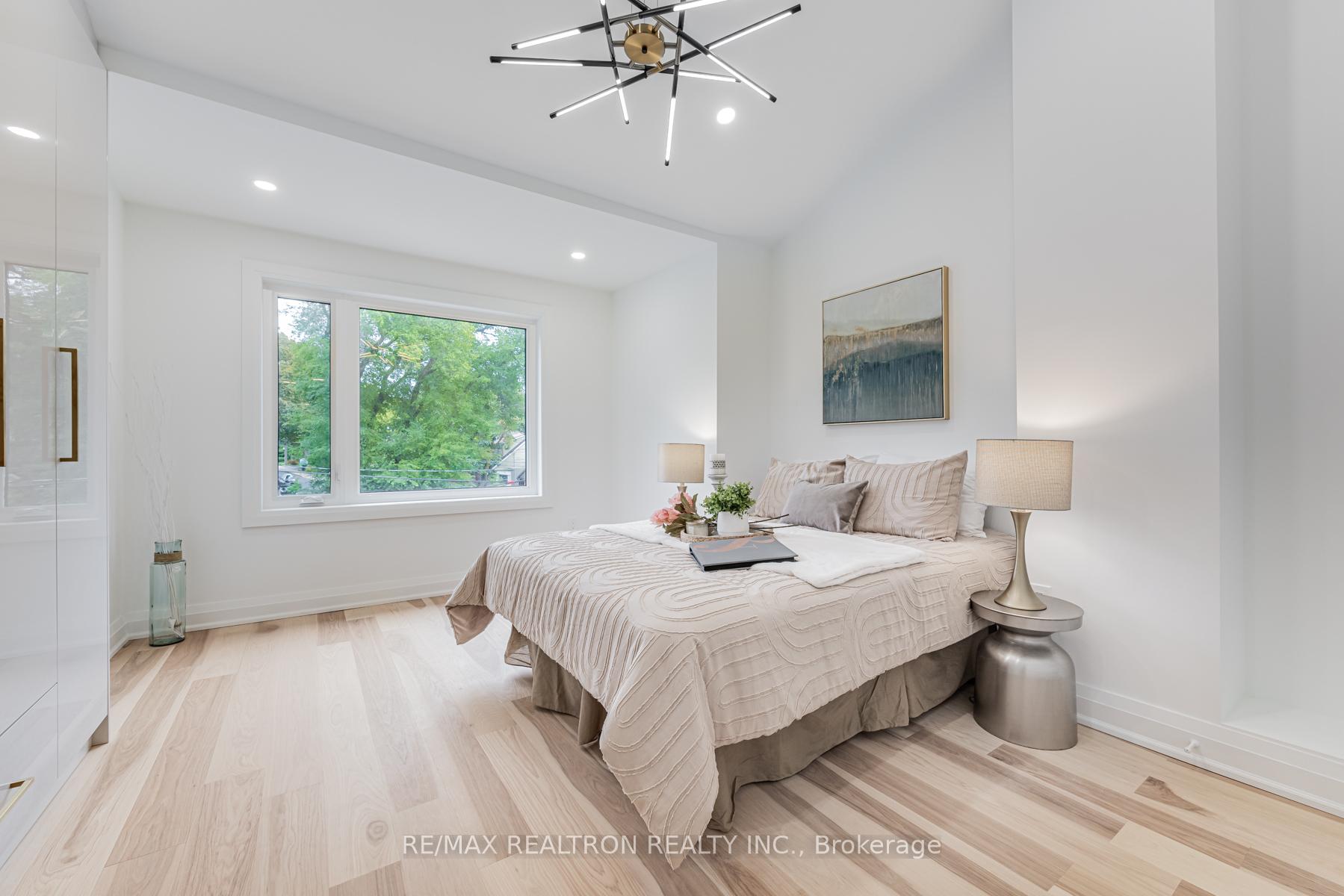 Photo 23 of 1A Normandy Boulevard, Toronto, Woodbine Corridor — HOMEH
