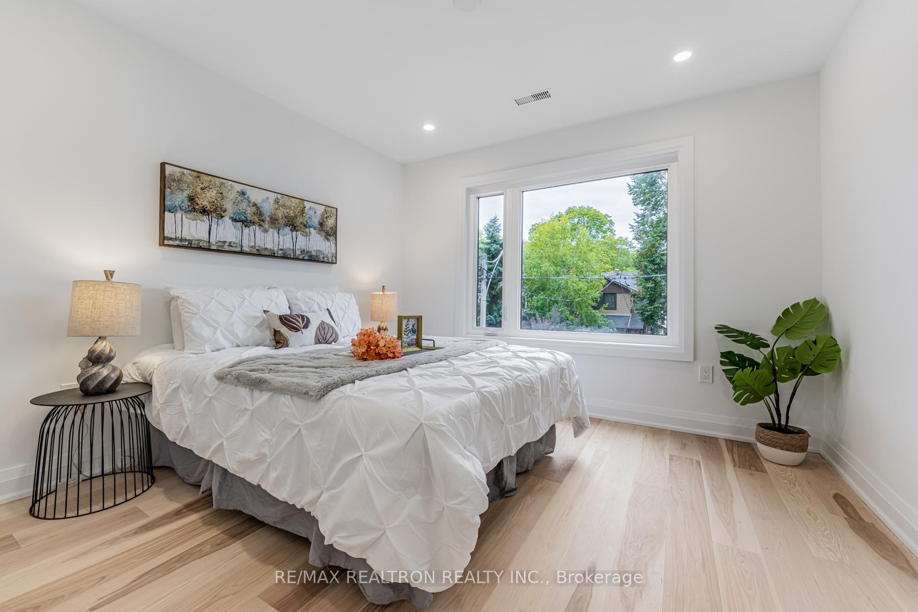 Photo 28 of 1A Normandy Boulevard, Toronto, Woodbine Corridor — HOMEH