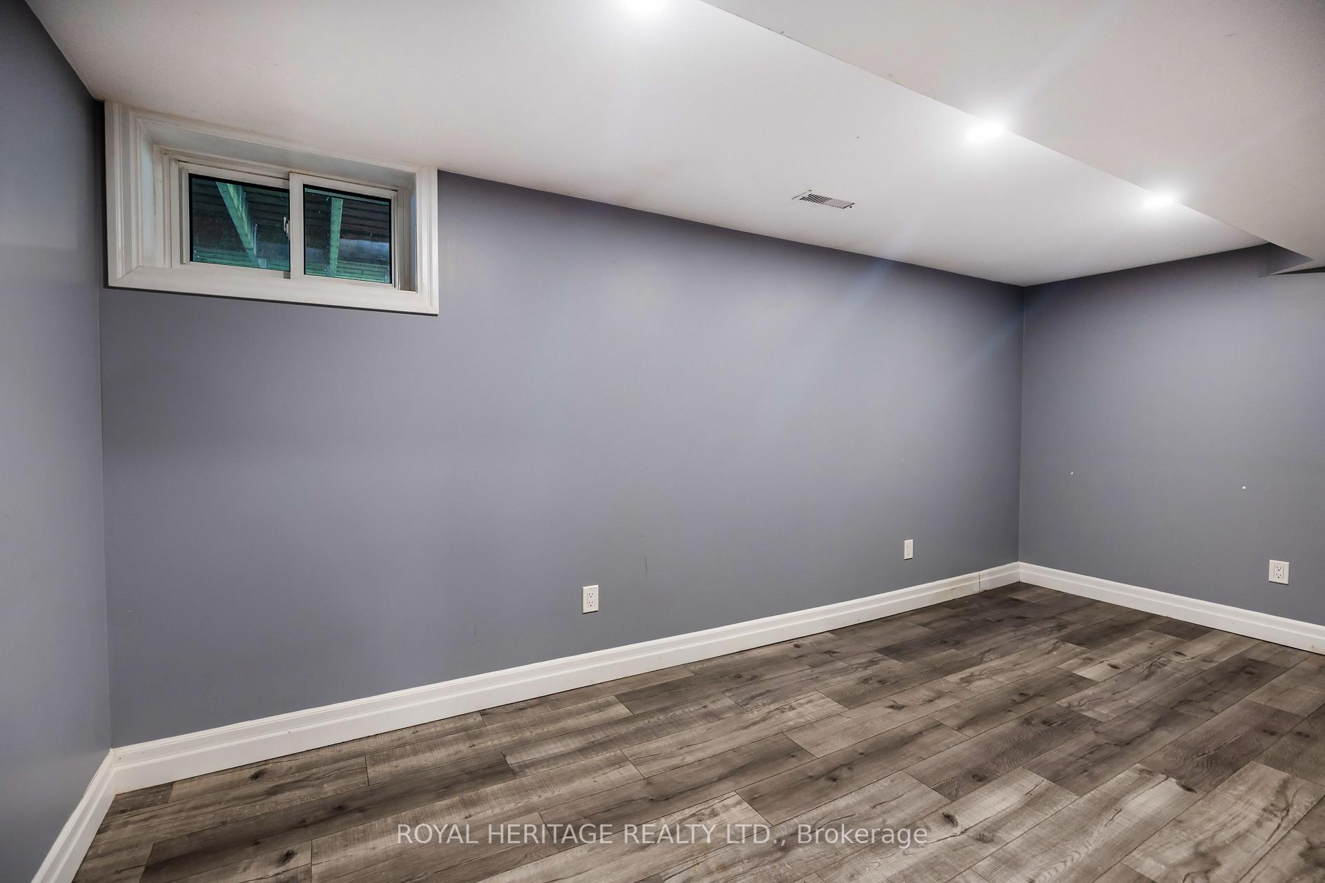 Photo 11 of Unit 2, 1041 Barnardo Avenue, Peterborough, Northcrest Ward 5 — HOMEH