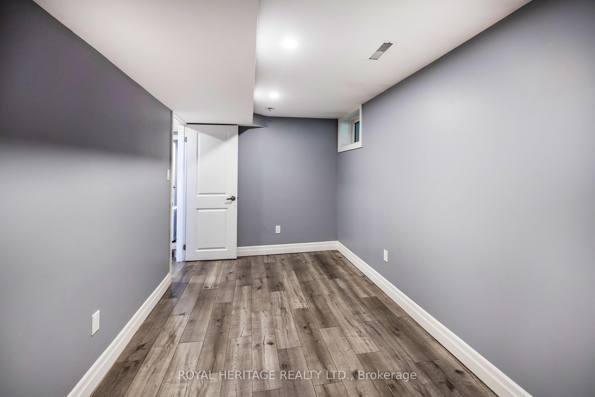 Photo 12 of Unit 2, 1041 Barnardo Avenue, Peterborough, Northcrest Ward 5 — HOMEH