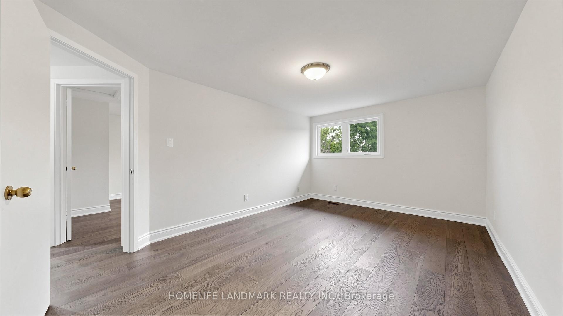 Photo 28 of 31 Fullerton Crescent, Markham, Milliken Mills West — HOMEH