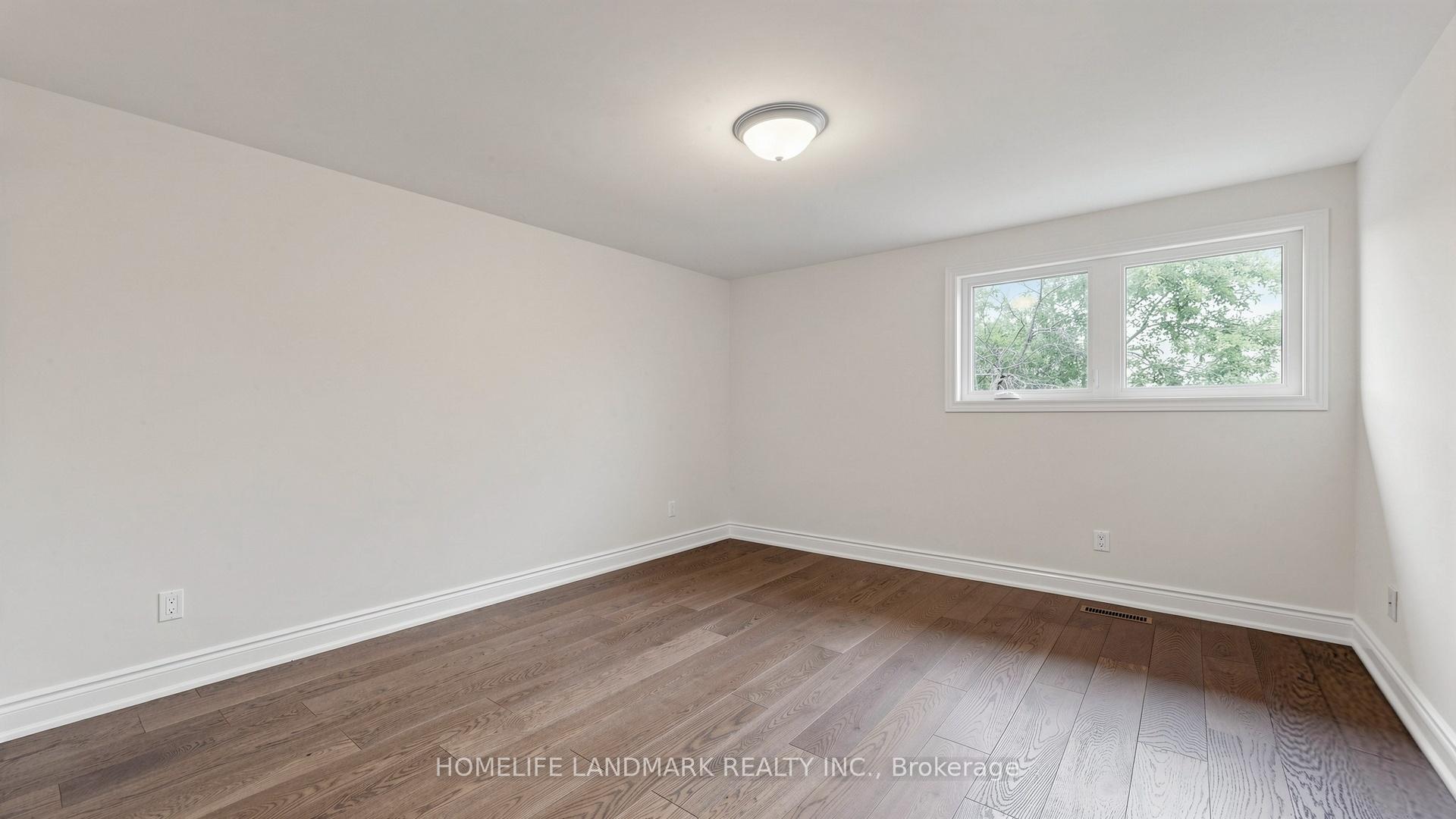 Photo 32 of 31 Fullerton Crescent, Markham, Milliken Mills West — HOMEH