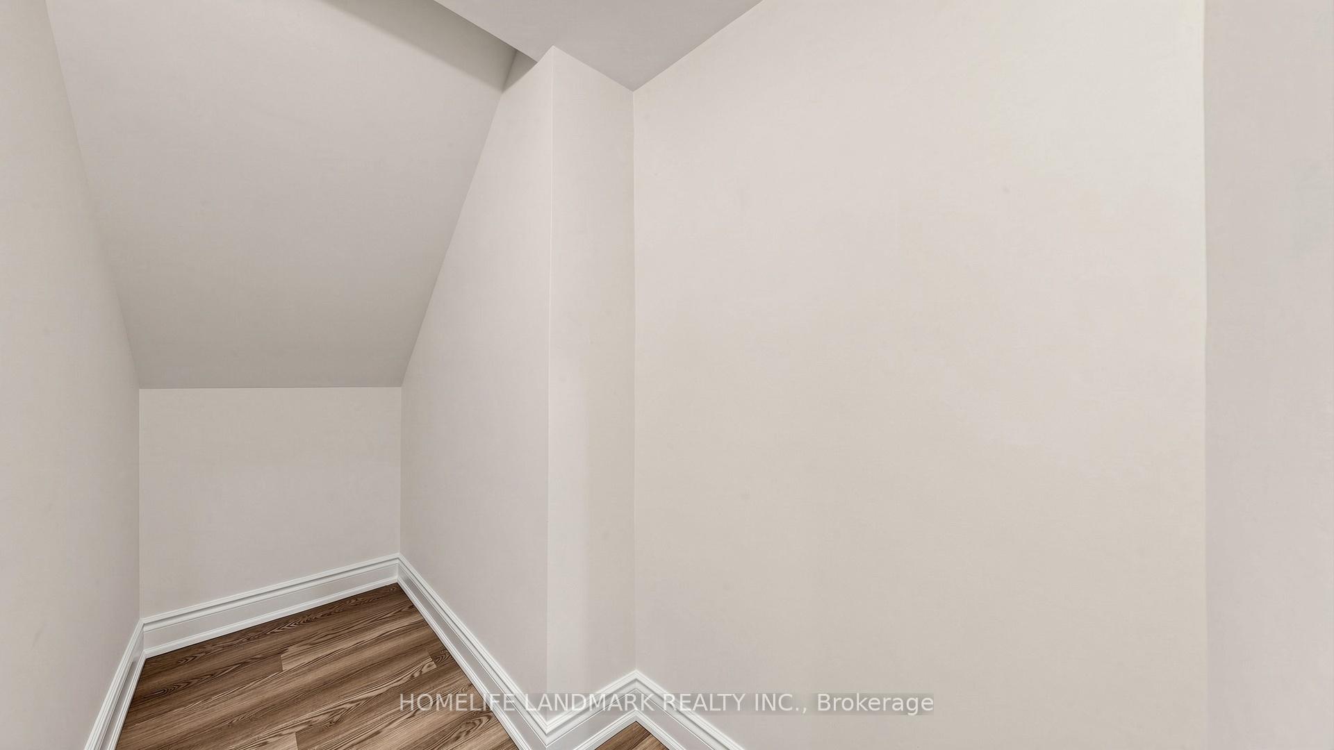 Photo 43 of 31 Fullerton Crescent, Markham, Milliken Mills West — HOMEH