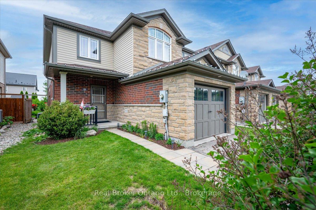Photo 3 of 54 Laughland Lane, Guelph, Pineridge/Westminster Woods — HOMEH