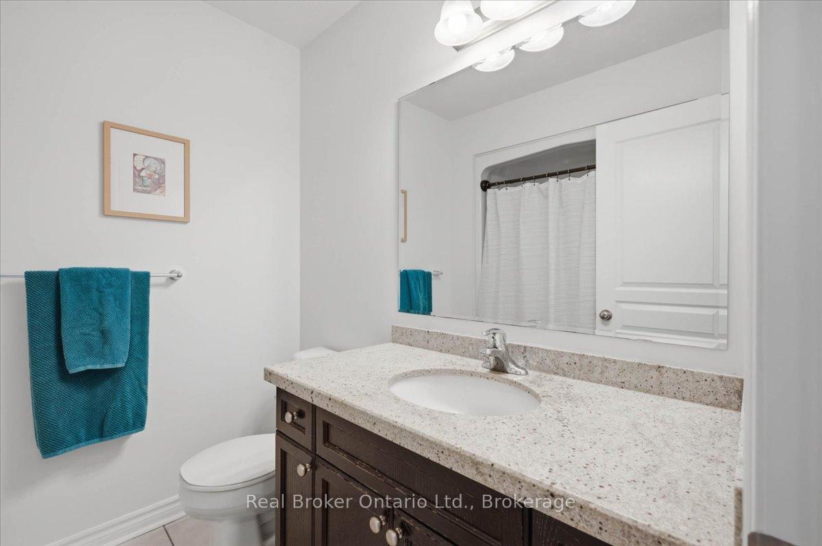 Photo 23 of 54 Laughland Lane, Guelph, Pineridge/Westminster Woods — HOMEH