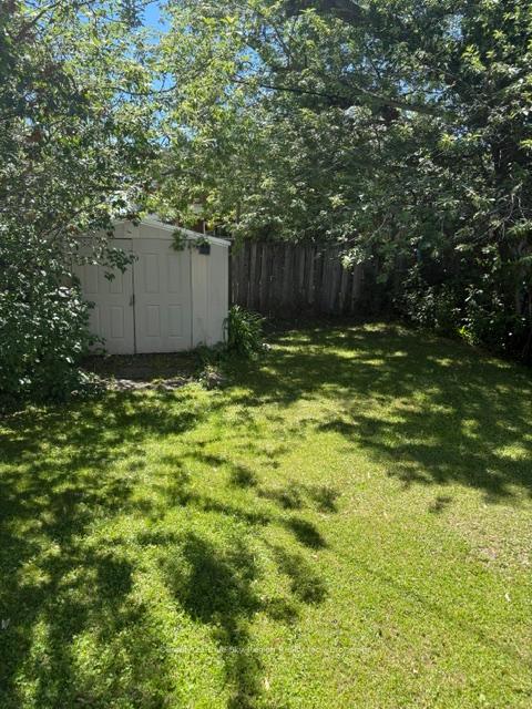 Photo 3 of 425 Worthington Street E, North Bay, Central — HOMEH