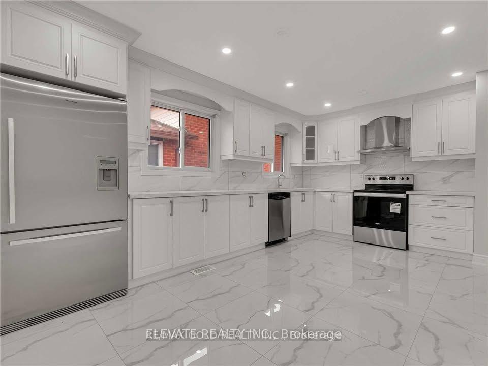 Photo 4 of 6 Major Oaks Drive, Brampton, Madoc — HOMEH