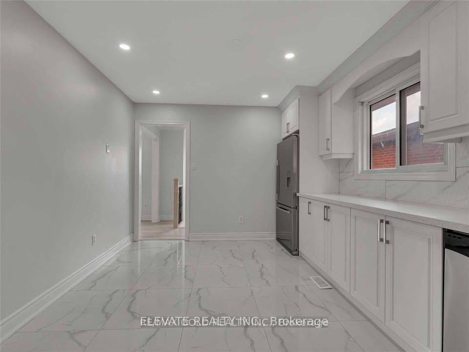 Photo 6 of 6 Major Oaks Drive, Brampton, Madoc — HOMEH