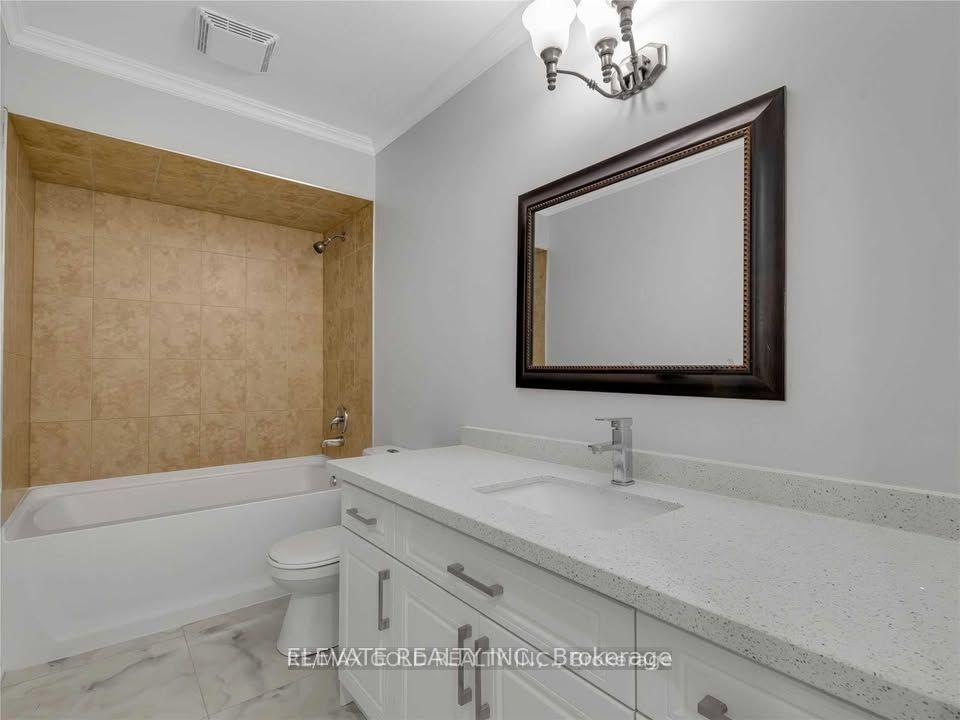 Photo 12 of 6 Major Oaks Drive, Brampton, Madoc — HOMEH