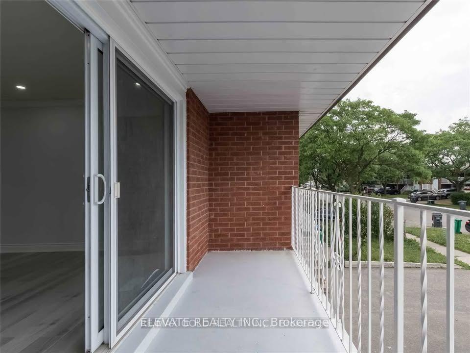 Photo 13 of 6 Major Oaks Drive, Brampton, Madoc — HOMEH