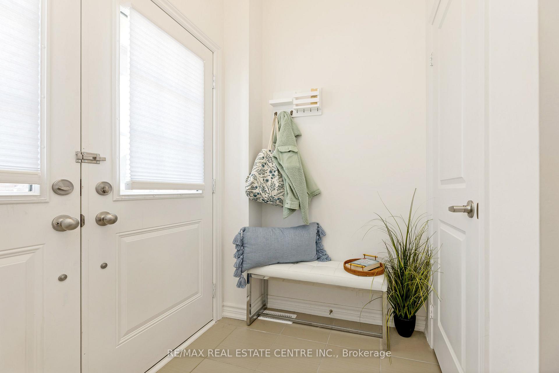 Photo 2 of 322 Russell Street, Southgate — HOMEH