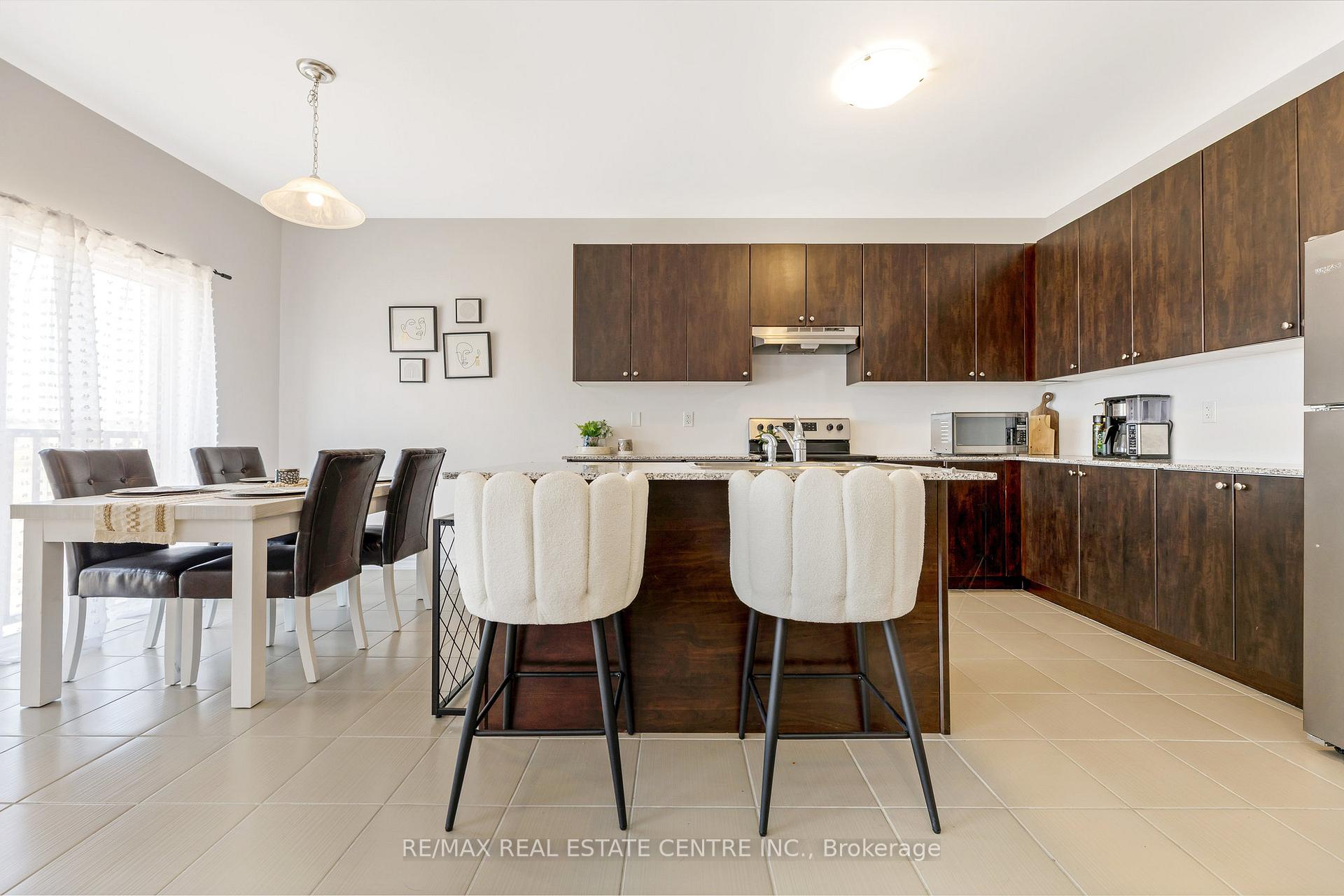 Photo 8 of 322 Russell Street, Southgate — HOMEH
