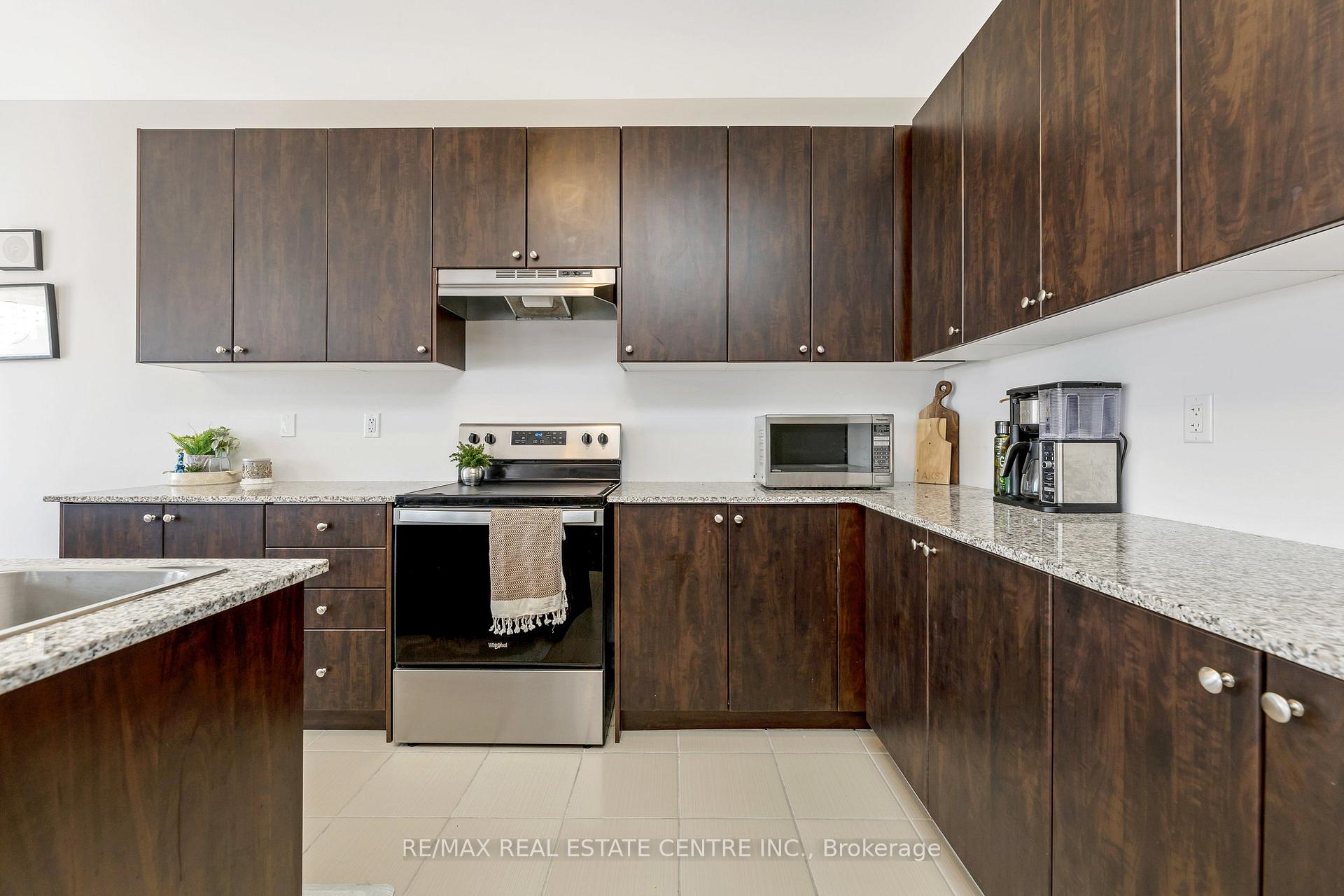 Photo 9 of 322 Russell Street, Southgate — HOMEH