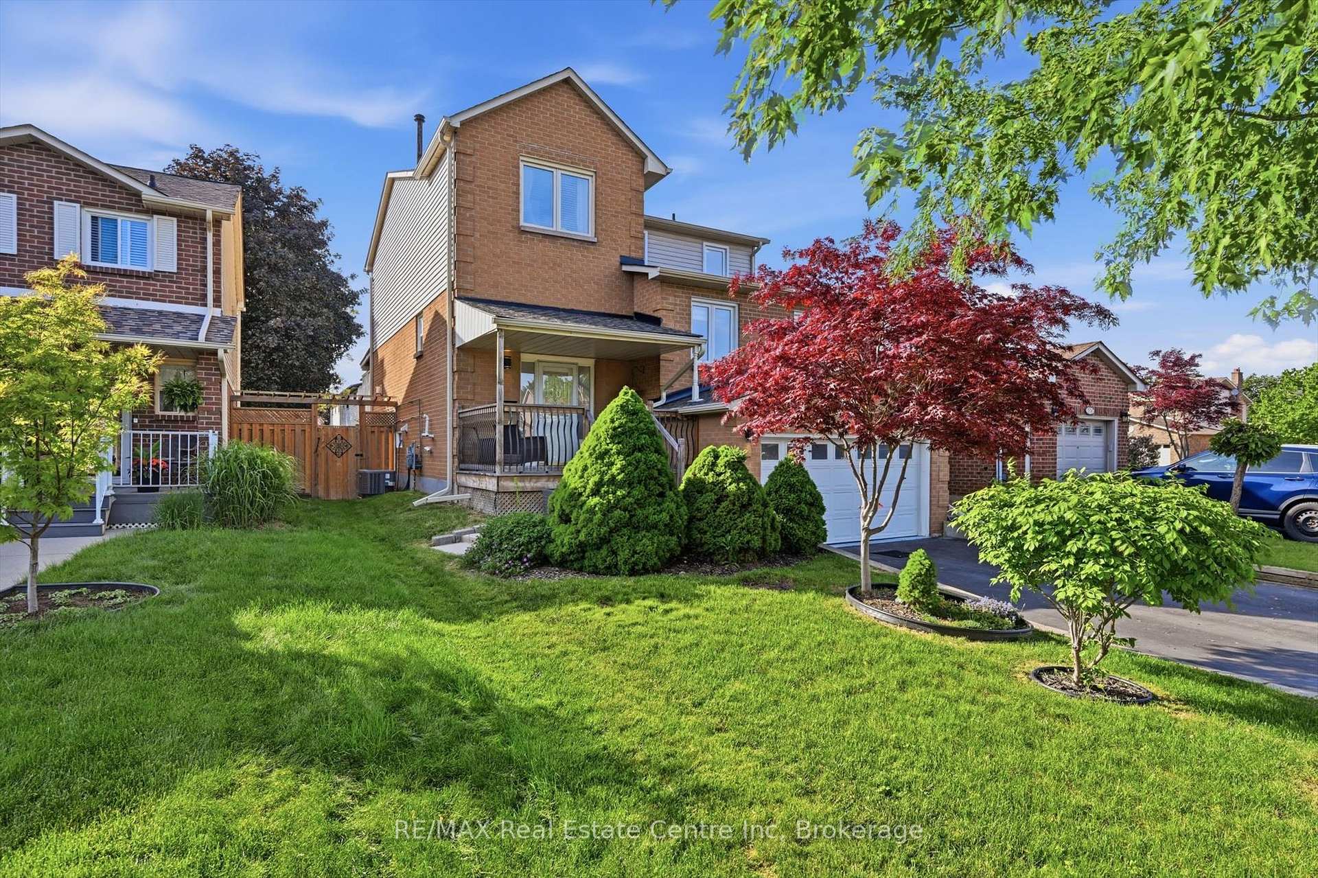 Photo 1 of 580 Clover Park Crescent, Milton, Bronte Meadows — HOMEH