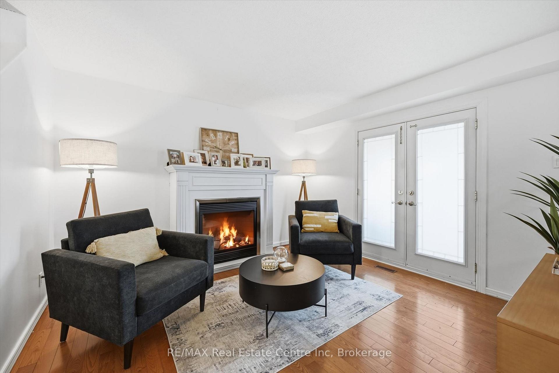 Photo 8 of 580 Clover Park Crescent, Milton, Bronte Meadows — HOMEH