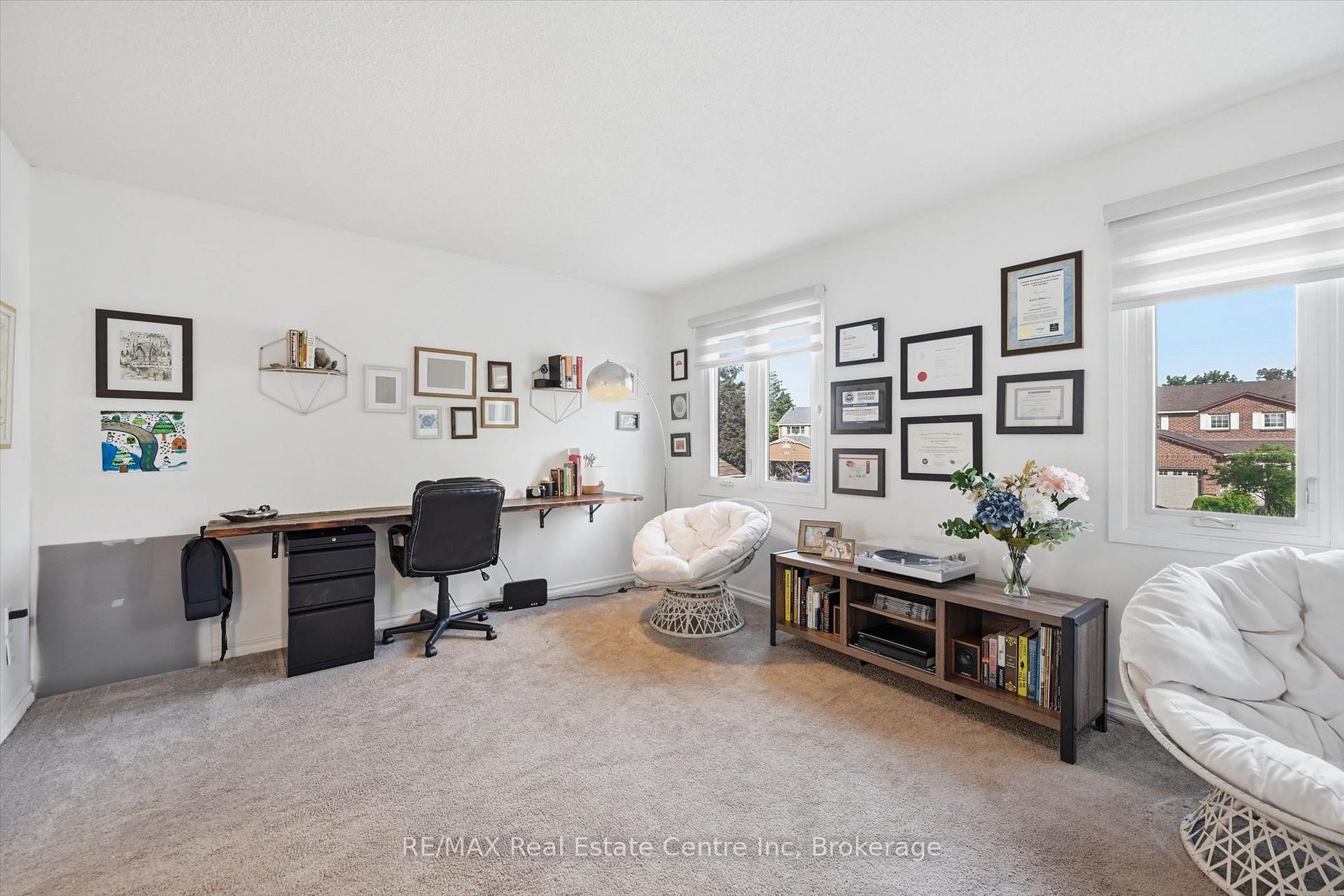 Photo 20 of 580 Clover Park Crescent, Milton, Bronte Meadows — HOMEH