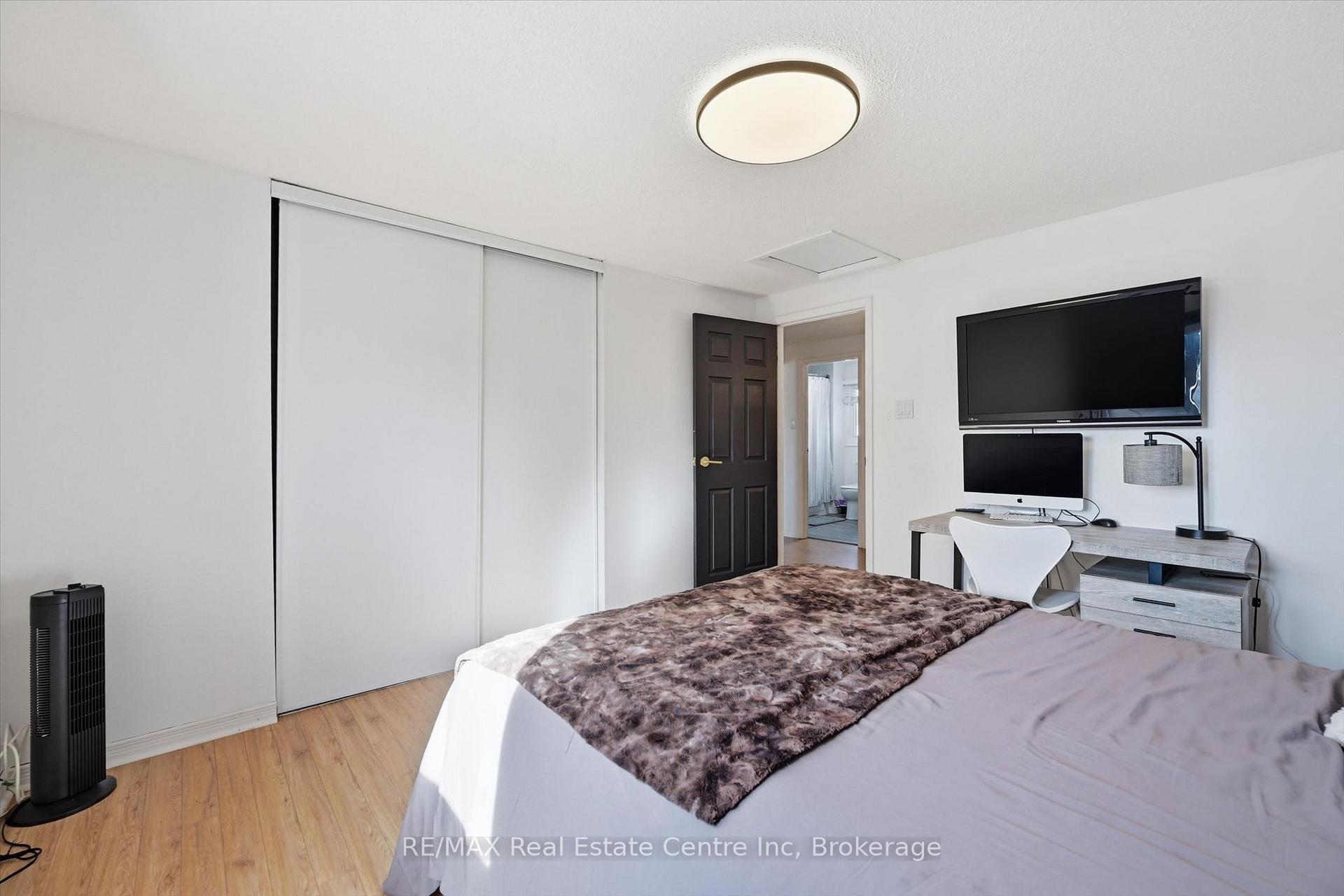 Photo 24 of 580 Clover Park Crescent, Milton, Bronte Meadows — HOMEH