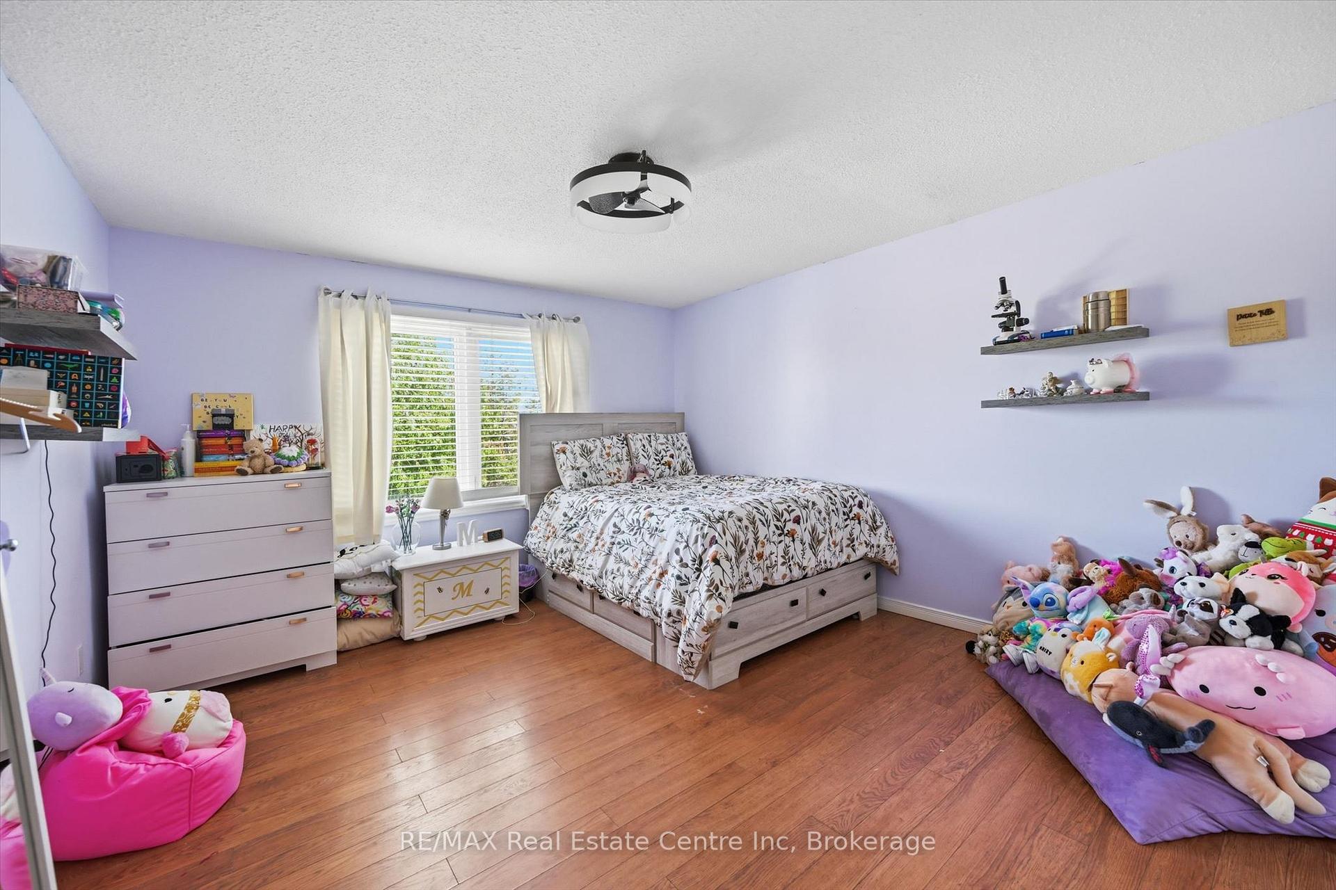Photo 26 of 580 Clover Park Crescent, Milton, Bronte Meadows — HOMEH