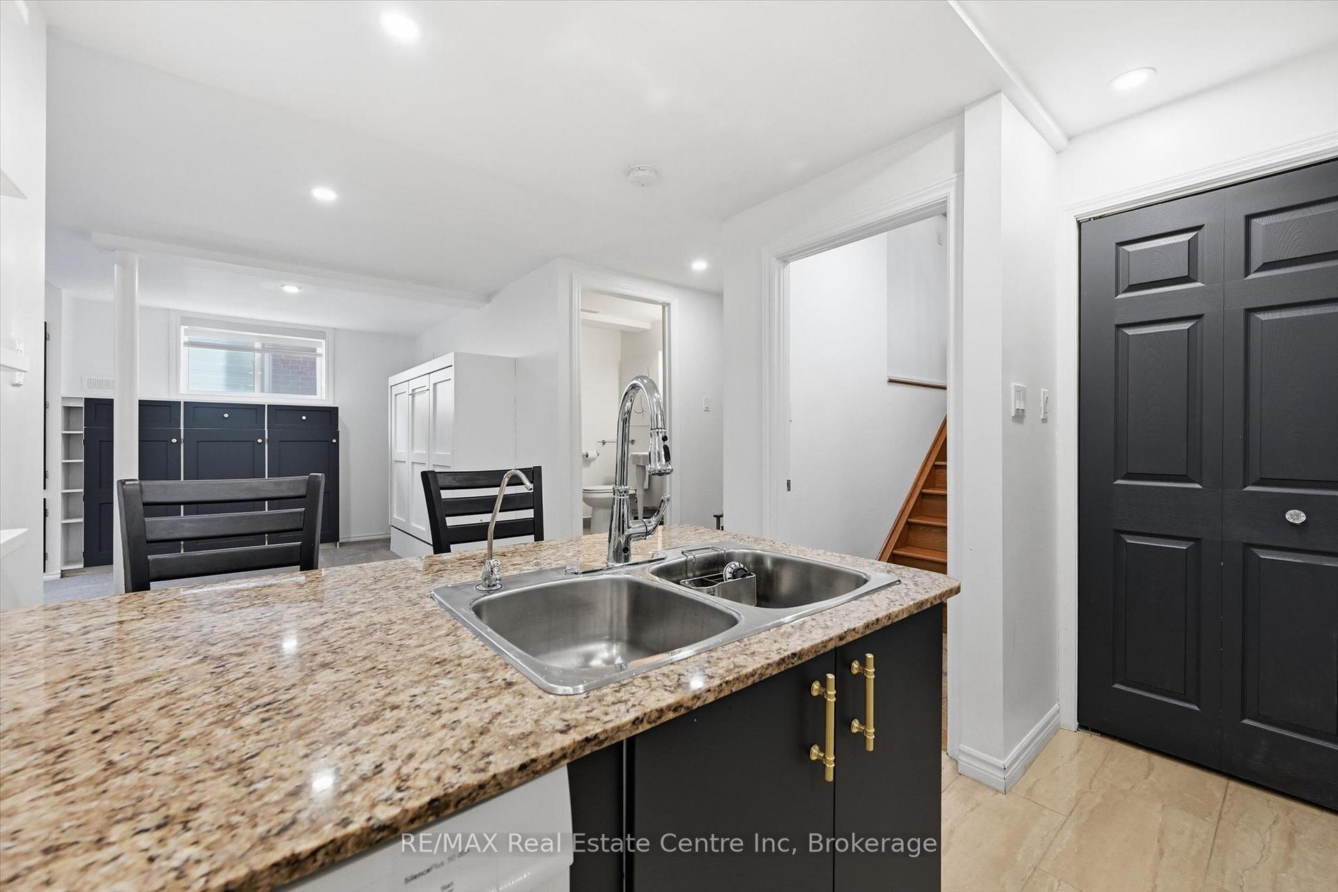 Photo 38 of 580 Clover Park Crescent, Milton, Bronte Meadows — HOMEH