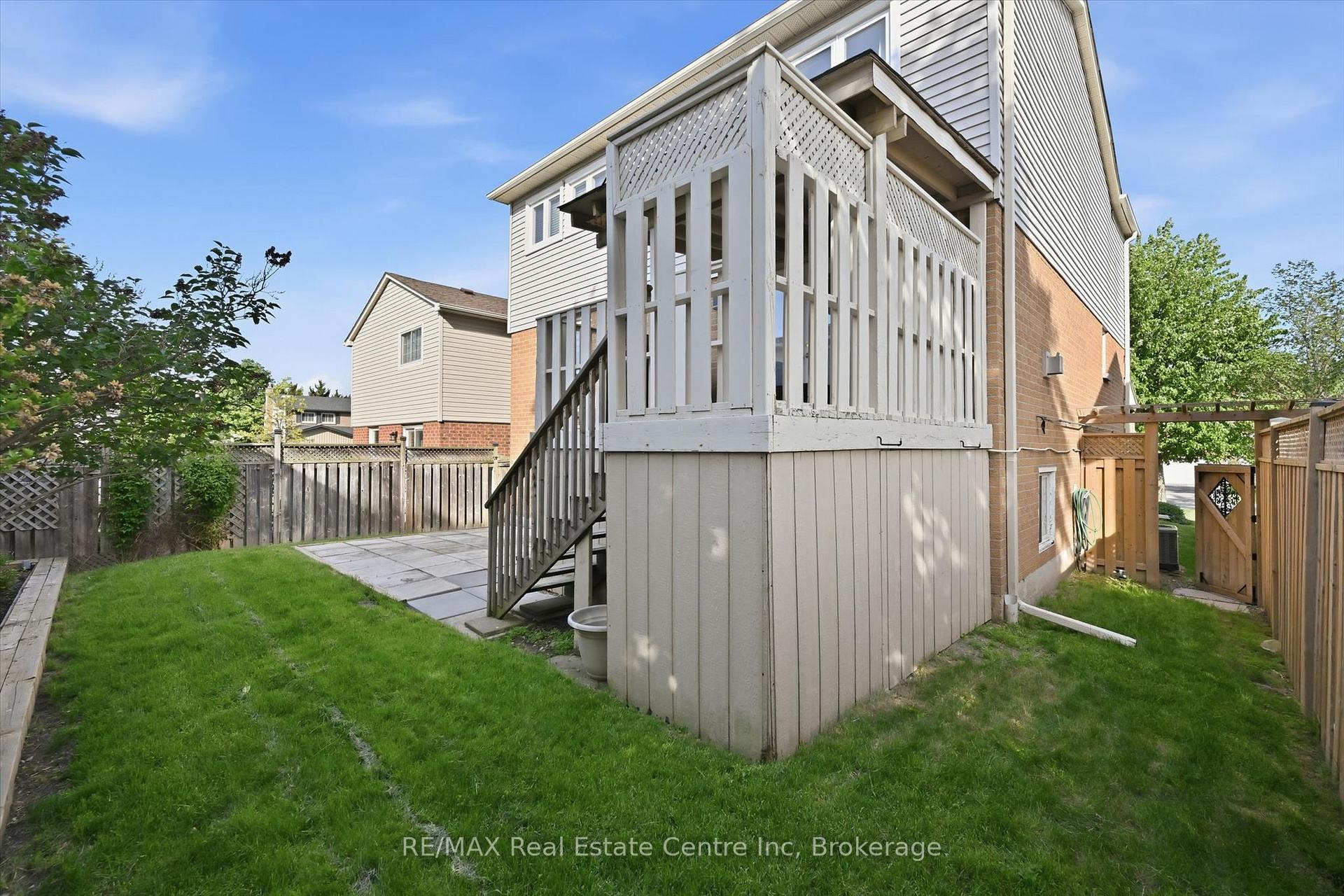 Photo 45 of 580 Clover Park Crescent, Milton, Bronte Meadows — HOMEH