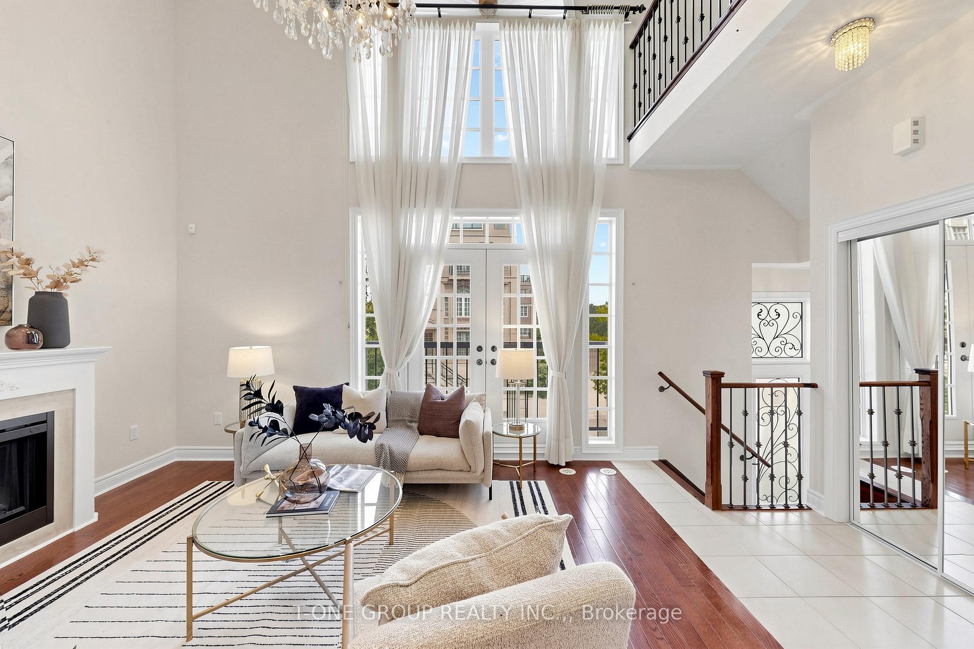 Photo 1 of 51 Lord Durham Road, Markham, Unionville — HOMEH